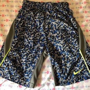 Nike Shorts (boy)